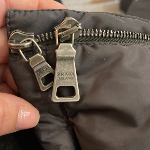 PRADA Down filled JACKET  Nylon , 100% down filled size small****missing hood - Picture 10 of 10